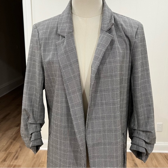 Rachel Zoe Gray Plaid Blazer - Picture 2 of 12